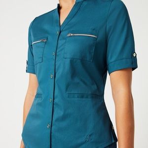 Jaanuu scrub top